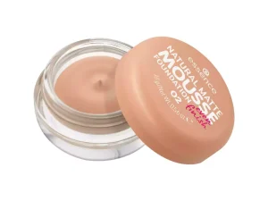 essence NATURAL MATTE MOUSSE FOUNDATION ,02