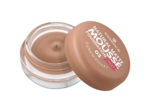 essence NATURAL MATTE MOUSSE FOUNDATION ,03
